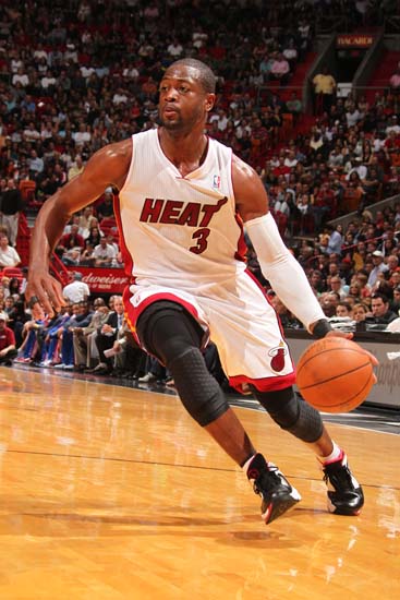 亚冠二级半场：尤里安失点，拉蒙补时建功，万隆1-0曼谷联（亚冠战报：尤里安失点，拉蒙补时制胜，万隆1-0曼谷联）