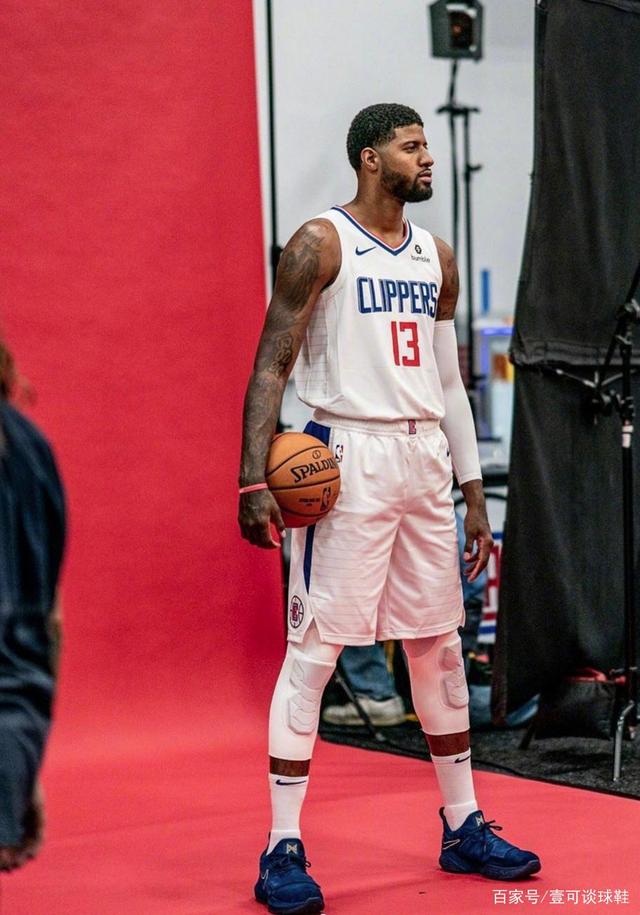 马略卡vs奥萨苏纳：塞尔希-达德尔、韦达特-穆里奇首发，布季米尔、博约莫出战（马略卡对阵奥萨苏纳：塞尔希-达德尔、穆里奇先发，布季米尔、博约莫出战）