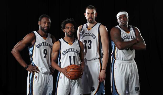 巴萨现役球员诺坎普出场榜：特狮居首，德容第二佩德里第三（巴萨现役球员诺坎普出场次数榜：特尔施特根居首，德容第二，佩德里第三）