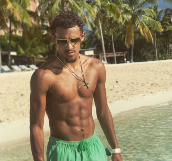 斯洛特：被扳平真的难以置信，整个团队都存在问题不只是我个人（斯洛特：遭追平不可思议，问题是全队性的非我一人所致）