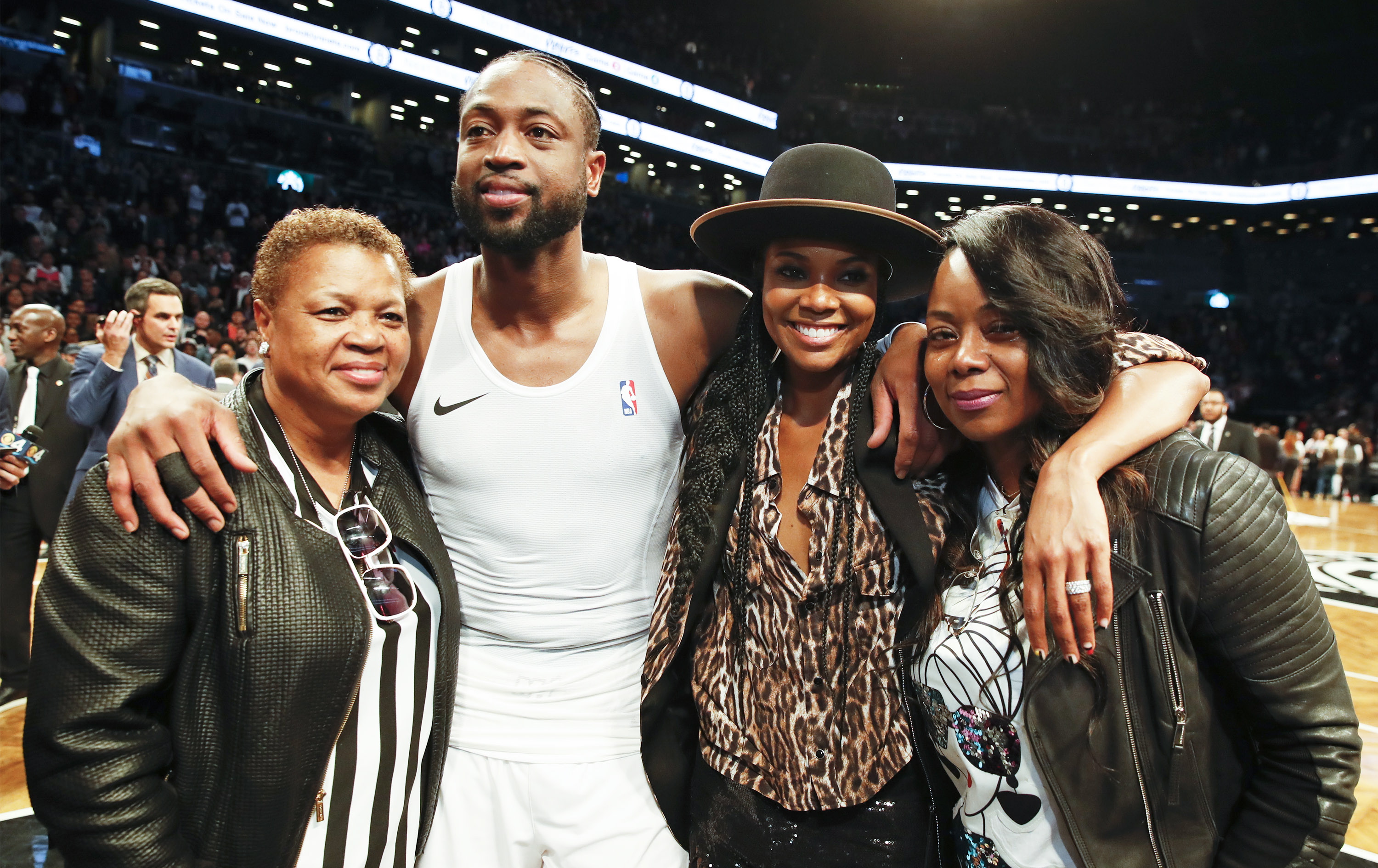 狮吼官方：因脑震荡协议，克莱因无缘出战麦克阿瑟（狮吼通报：遵循脑震荡程序，克莱因缺席对阵麦克阿瑟之战）