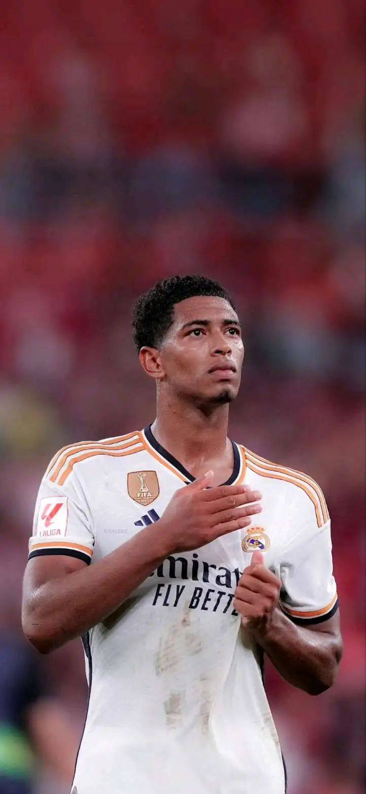 NBA战报：布伦森25分&关键三分绝杀，尼克斯114-113险胜步行者（NBA焦点战：布伦森25分命中制胜三分，尼克斯114-113险退步行者）