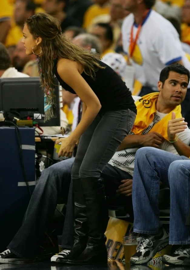 克罗地亚媒体：拜仁球探现场考察哈伊杜克19岁后卫霍达克（克媒称拜仁球探亲赴现场考察哈伊杜克19岁后卫霍达克）