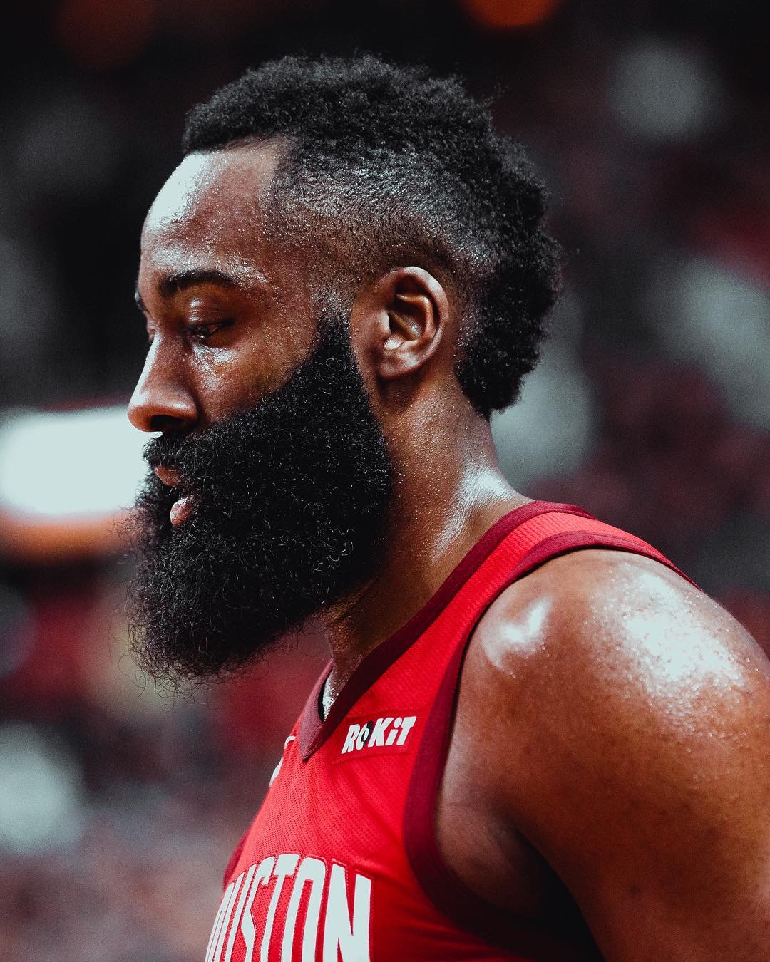 东体：中超在亚冠弱势已不可忍，赛制、外援接轨应拿出诚意（东体：中超亚冠竞争力低迷难以为继，须以诚意推动赛制与外援政策看齐亚洲主流）