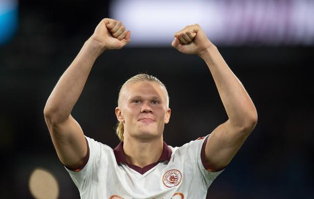 胖东来新店上架多款明星球衣：梅西、姆巴佩、乔丹等人亲签 均价1到2万（胖东来新店上新多款球星亲签球衣：梅西、姆巴佩、乔丹等，售价1万至2万元）