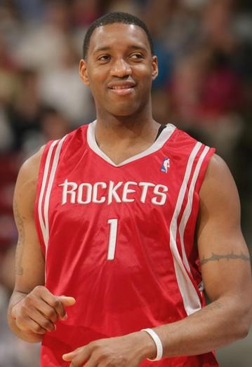 埃贝尔：我们还在与于帕进行续约谈判；诺伊尔应该去踢世界杯（埃贝尔：与于帕的续约仍在推进，诺伊尔理应出征世界杯）