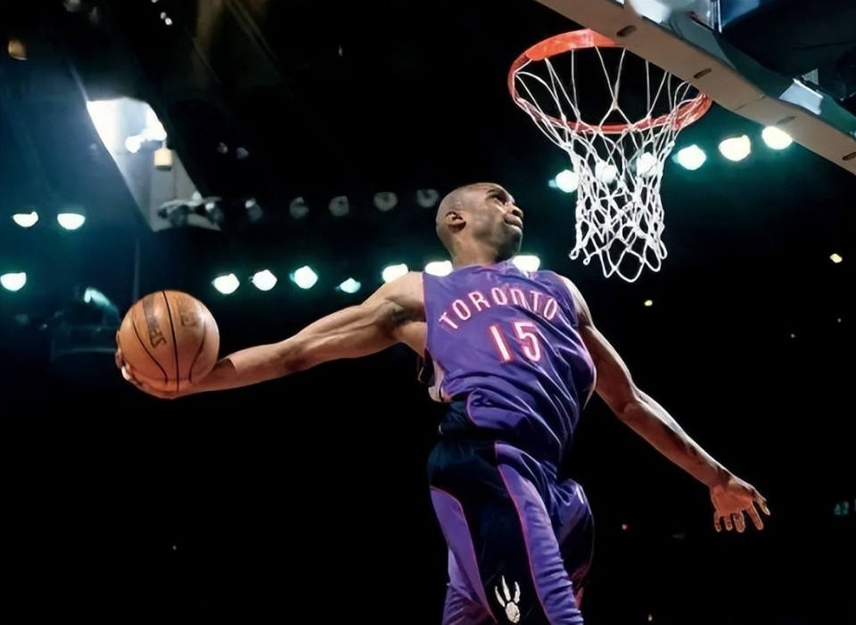 NBA漫谈｜乔丹职业生涯十大封神比赛：超越人类极限的时刻！（NBA杂谈｜乔丹生涯十大名局：那些超越人类极限的瞬间）