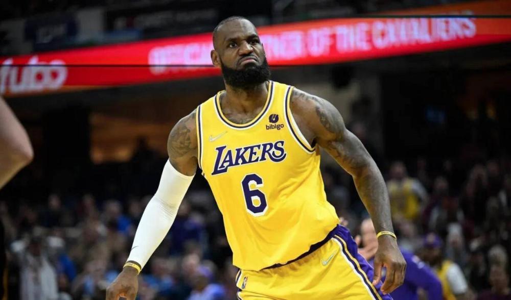 科尔：这是一个用表现说话的联盟，你得用表现告诉我你多努力（科尔：这联盟只认成绩，用表现去证明你的努力）