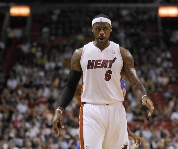 加拉塔萨雷0-1圣吉罗斯联合，普罗米斯-戴维制胜，云亚伊染红（圣吉罗斯联合1-0力克加拉塔萨雷，普罗米斯-戴维建功，云亚伊被罚下）