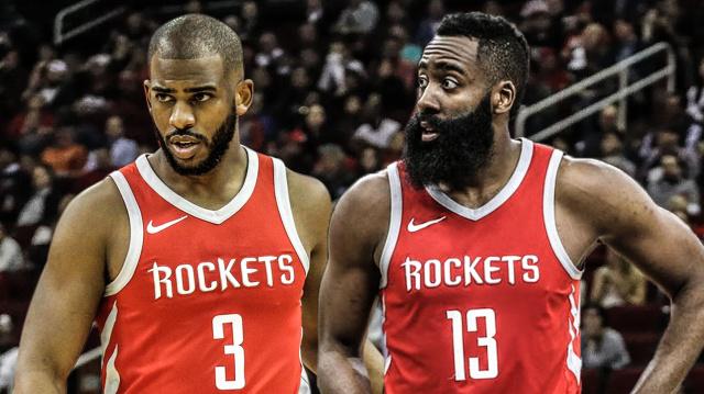 TA：利马传球出色&充满侵略性，他的回归可以丰富曼联打法（TA：传球精妙且侵略性十足的利马回归，有望为曼联战术增添多样性）