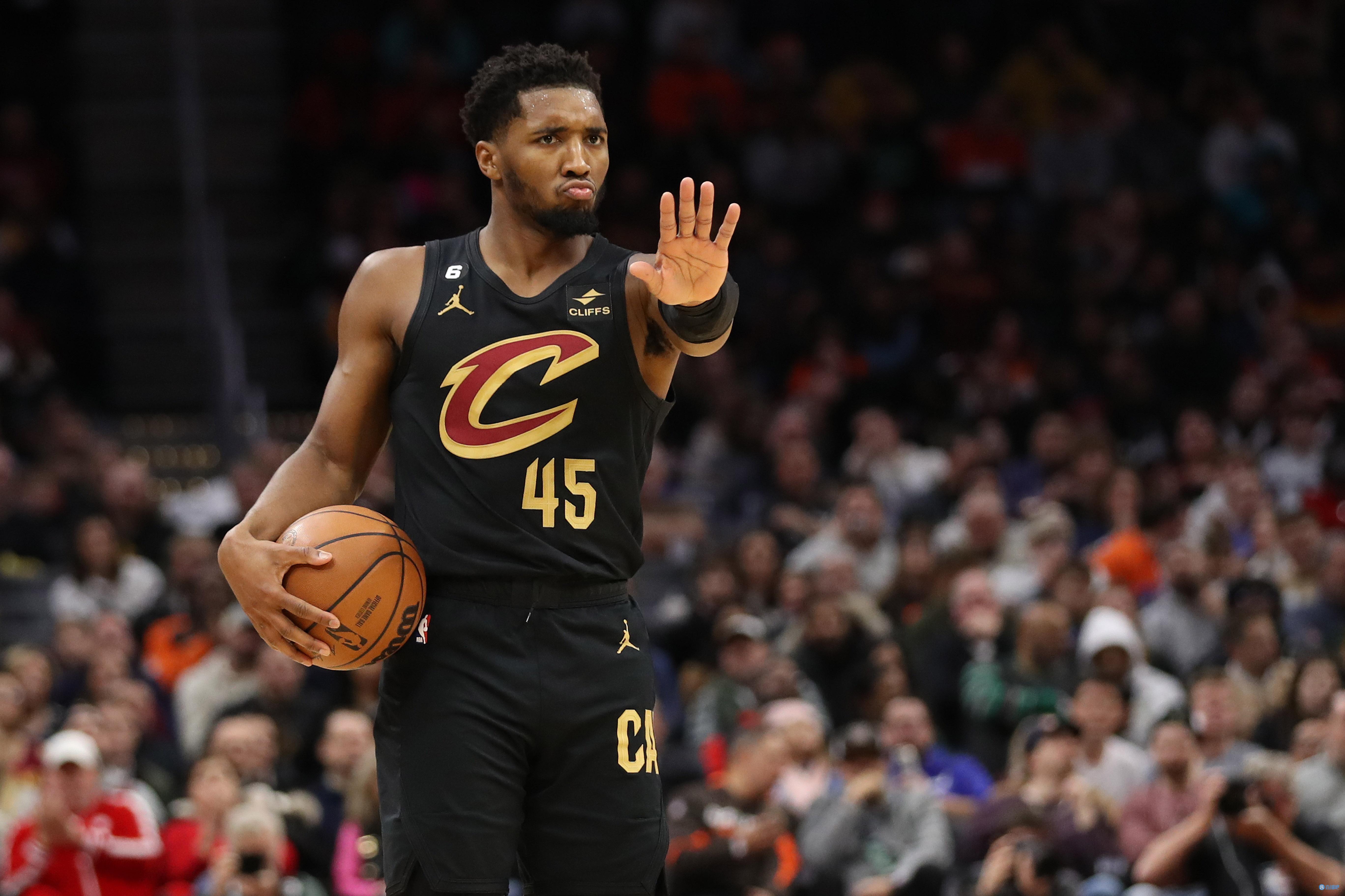 弗莱肯：曼城的阵容确实令人意外；我们配得上这三分（弗莱肯：曼城阵容出人意料，我们理应带走三分）